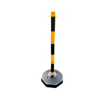 Cọc tiêu giao thông PE 115 cm, đế nhựa chứa nước